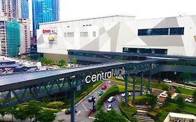 I-City【Casa Impian】~Wifi/Netflix/Parking~7Pax